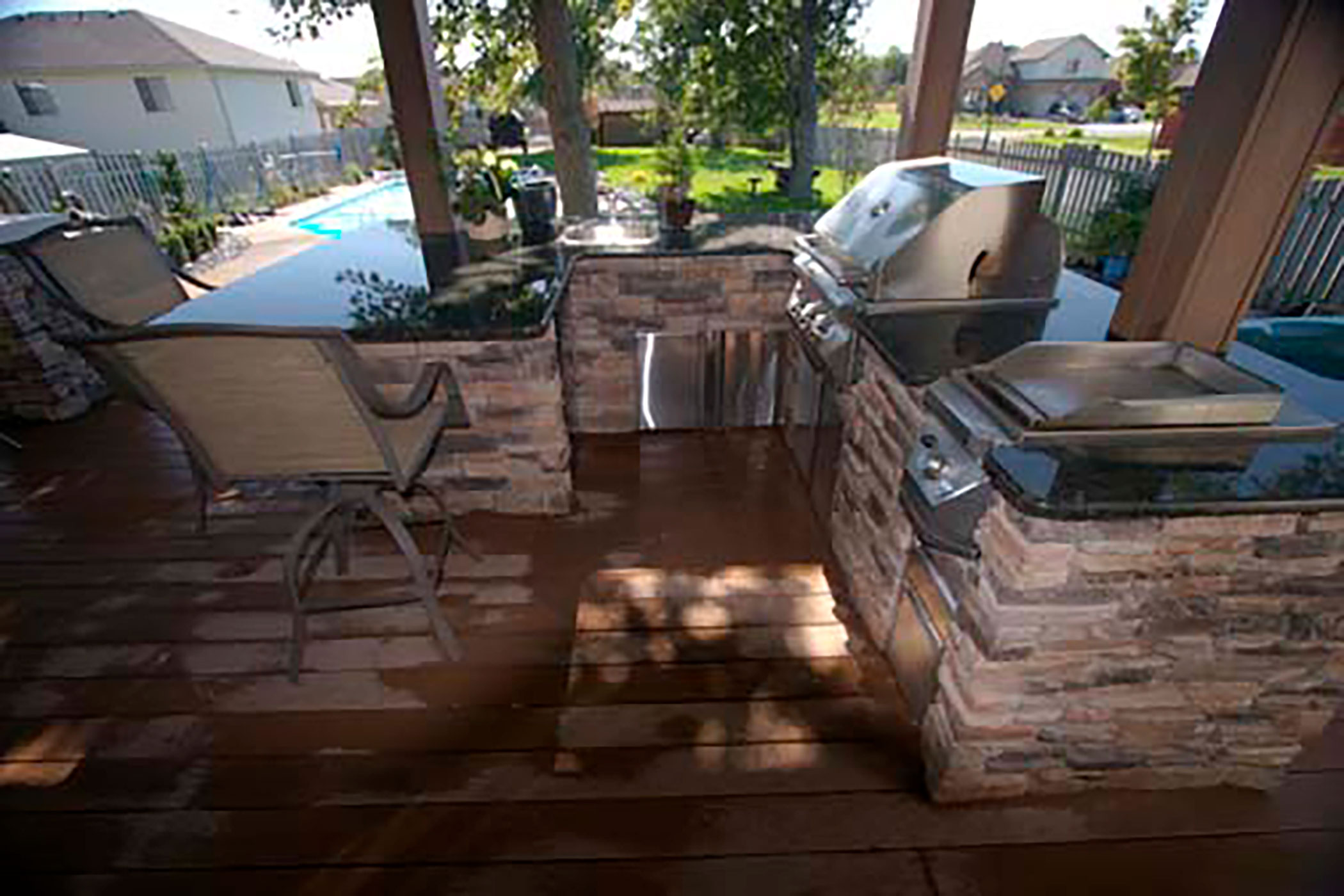 Outdoor Kitchens and Fireplaces